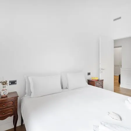 Апартаменты Urbannest *